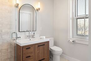 Charlesgate Suites