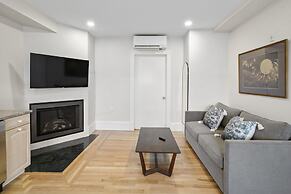 Charlesgate Suites