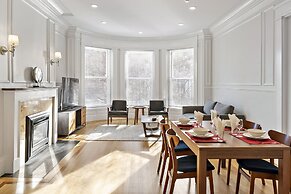 Charlesgate Suites