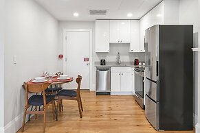Charlesgate Suites