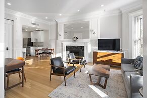 Charlesgate Suites