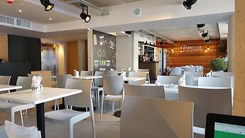 Hotel Ciudadano Suites