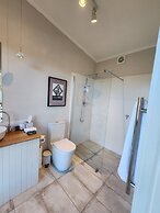 Flotsam Studio Accommodation