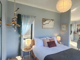 Flotsam Studio Accommodation