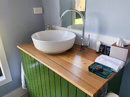 Flotsam Studio Accommodation