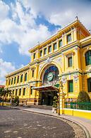 Triple E Hotel Fine Art Museum