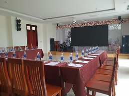 Phu Cuong Beach Hotel