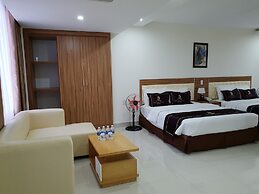 Phu Cuong Beach Hotel