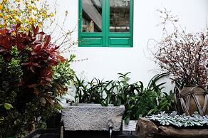 Peking Station Youth Hostel