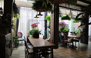 Peking Station Youth Hostel