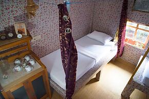 The Rabbit Tree - Hostel