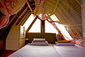 The Rabbit Tree - Hostel