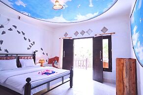 The Rabbit Tree - Hostel