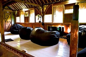 The Rabbit Tree - Hostel