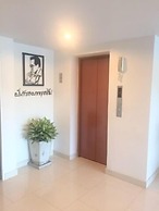 Aparthotel Live at Home Sukhumvit 105