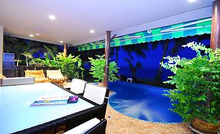 Coconut Laguna Villas