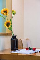Shanghai Jiarong Apartment Hotel
