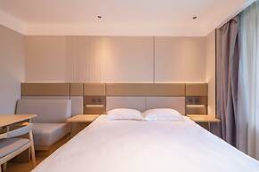 Shanghai Jiarong Apartment Hotel