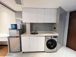 Shanghai Jiarong Apartment Hotel