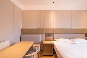 Shanghai Jiarong Apartment Hotel