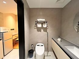 Shanghai Jiarong Apartment Hotel