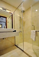 Lenid Nha Trang Hotel