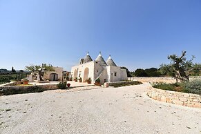 Trulli Laetitia