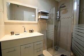 Coral Beach Pearl Guest House