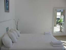 Coral Beach Pearl Guest House