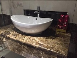 Orange House B&B Juifen