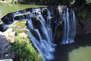 Orange House B&B Juifen