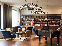 Holiday Inn - the niu, Saddle Furth by IHG