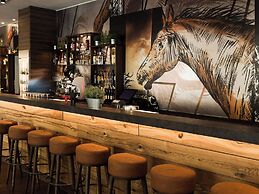 Holiday Inn - the niu, Saddle Furth by IHG