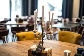 Holiday Inn - the niu, Saddle Furth by IHG