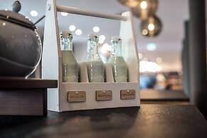 Holiday Inn - the niu, Saddle Furth by IHG