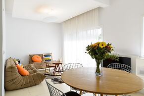 Relax & Sunny near Beach by FeelHome