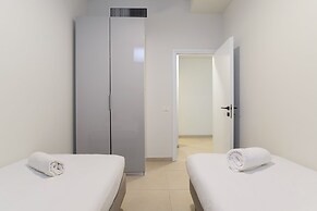 Elegant Duplex with XL Patio by FeelHome