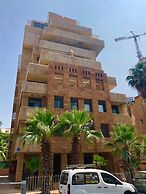 Comfort & Balcony near Beach by FeelHome