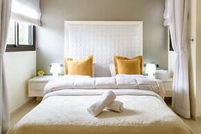 Comfort & Balcony near Beach by FeelHome