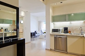 Deluxe Frishman Beach 1Min Beach