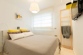 High Class Condo at Marina by FeelHome