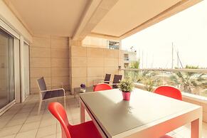 High Class Condo at Marina by FeelHome