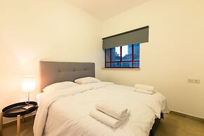 Amazing Duplex Penthouse with 2 Terraces by FeelHome