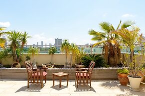 Amazing Duplex Penthouse with 2 Terraces by FeelHome