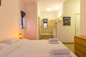 Amazing Duplex Penthouse with 2 Terraces by FeelHome