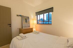 Amazing Duplex Penthouse with 2 Terraces by FeelHome