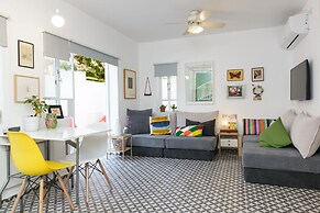 Vintage & Chic with Patio by FeelHome