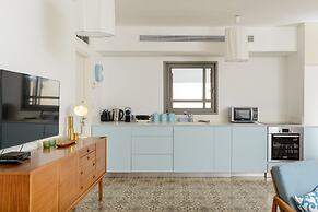 Terrace & View on Dallal square by FeelHome