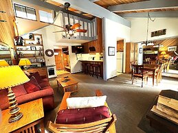 2 Bedrooms Standard Condos by RedAwning