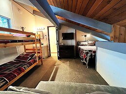 2 Bedrooms Standard Condos by RedAwning